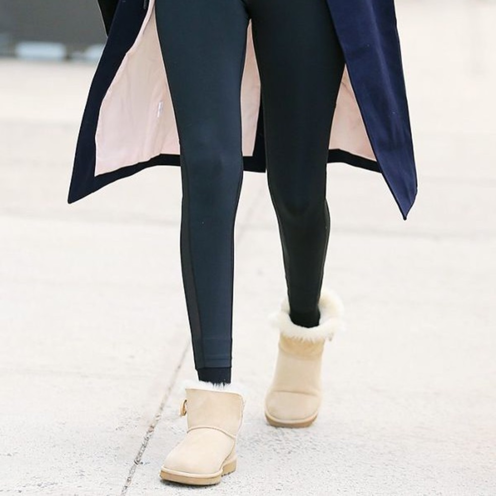 UGG Bailey button boots (7)